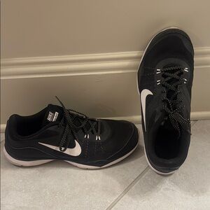 Women’s Nike shoes
